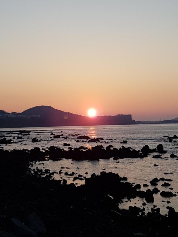 Jeju Amoje Holiday home *